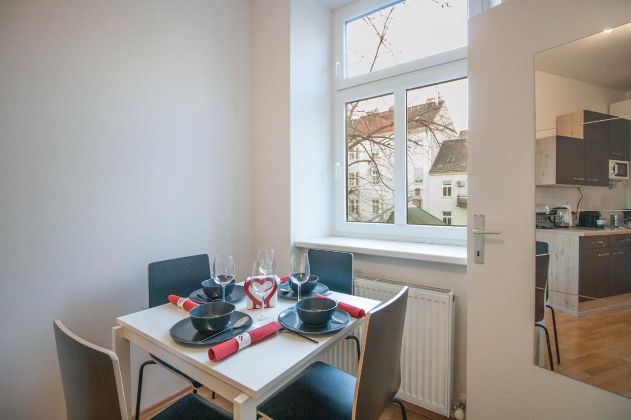 Cozy 2 - Enjoy Viennas Summer Vibes Apartment